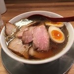 麺や 七彩 - 喜多方肉そば(煮干1070円）+味玉150円