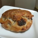 パンドール - 【2016.03】ゆずとホワイトチョコのカンパーニュ（180円＋税）