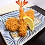 ぽるしぇ - 料理写真:海老・ロース・ヒレが一皿で、かつ三昧定食