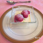 Bistro Cafe Terroir - ヨーグルトベースのパンナコッタ