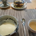 中國菜 心香 - マンゴープリンのココナッツソースのせライチ紅茶付き