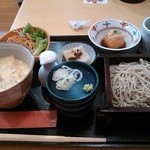 Teuchi Soba Kyou Shinan - ランチとろろ丼1120円（税込）