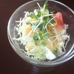 FLORE CAFĒ　 - ドレッシング美味しいサラダ