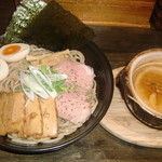 麺者すぐれ - 赤つけ麺全部のせ