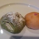 サクラテラス - 抹茶デニッシュと桜あんぱん