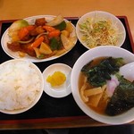 ラーメンガキ大将 - 酢豚とラーメン、大好きコンビ