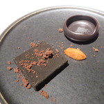 リキッド・キャラメル、黒塩と林檎のピューレで2