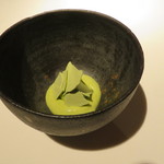 ライラ - 春菊のエスプーマ、青林檎とエストラゴンのソルベ