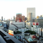 アルモニーアンブラッセ大阪  - 観覧車に阪急ビアガーデン見えます。