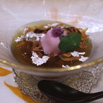 トゥ・ラ・ジョア - 活き伊勢海老ときのこの一皿　(2015/09)