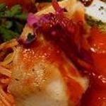 阪南洋風食堂クゥクゥ - ランチ：スペシャル　魚料理と肉料理のプレート　カレイのポアレ　パスタ添え