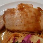 阪南洋風食堂クゥクゥ - ランチ：スペシャル　魚料理と肉料理のプレート　ポークソテーデミグラスソース