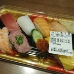 はま寿司 - 人気８貫４００円(201603)
