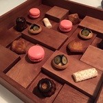 Installation Table ENSO L'asymetrie du calme - 