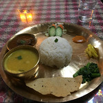 ストゥーパ - スペシャルダルバートランチ