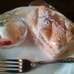 紅茶の館 源 - 季節限定 桜のミルフィーユ