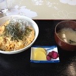 見晴亭 - しらす卵とじ丼