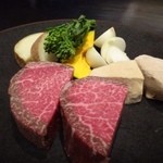 Steak house midium Rare - ◆この日のお肉・フォアグラ・お野菜。
                        お肉は一人80ｇ。フィレ・サーロインをチョイスできますが、二人ともフィレで。