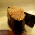 鮨処 むらかみ - ［2016/03］寿司⑩ イバラガニの外子の軍艦巻き