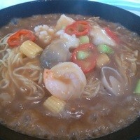 大観苑 - フカヒレ入り海鮮鉄板焼きそば２８００円