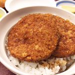 メンチカツ丼