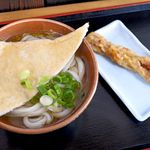 オハラうどん - かけそのまま+お揚げとちくわ天