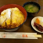 Ema - カツ丼650円