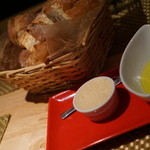 円相 玉宮 - バゲットとリンゴバター