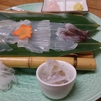 海鮮家 はこだて 本店 - 活烏賊踊り造り