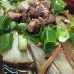 中華そば 麺屋7.5Hz - この角切りチャーシューが美味いんよ（笑）(o^^o)