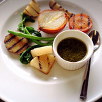 レストラン 花水 - 自然栽培と有機栽培野菜のサラダ バジリコソース