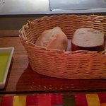 パンはもっちり食感で美味しいです