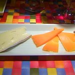 DAVIS - ワインの勢いで、久しぶりに頼んだ「チーズ」