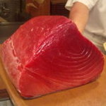 中乃見家 - まだ熟成中の本マグロ、頭の後ろの部分だそうです。