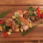 ヨーキーズブランチ - 淡路産鶏もも肉のグリル 地中海野菜添え