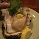 おもろ - 岩牡蠣・・象潟産・・。