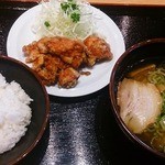 Kotobuki - 若鶏の唐揚げ定食900円