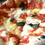 ソロ ピッツァ ナポレターナ ダ ピッコロ - 