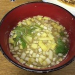 成田家 - 黄ニラの味噌汁