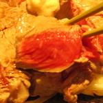 Ishiyaki Suteki Zei - 焼き加減はレアで提供されます。