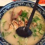 にんにくらーめん 天洋  - 餃子ラーメン！