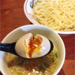 オールド スクール 中華そば ミヤ デ ラ ソウル - 味玉っぷり