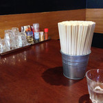 オールド スクール 中華そば ミヤ デ ラ ソウル - 小上がりテーブル