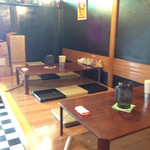 オールド スクール 中華そば ミヤ デ ラ ソウル - 小上がり