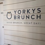 ヨーキーズブランチ - 入り口_2016年3月