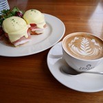 ヨーキーズブランチ - カフェオレとエッグベネティクト_2016年3月