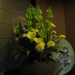 Yakiniku Hompo - 店舗内の花。至る所に気遣いが