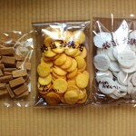 ご縁 まんかい屋 五泉店 - ミックスサンド・カレーせんミニ・クリームチョコ（各１０８円）