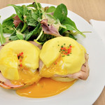 Sarabeths - Classic Eggs Benedict (クラシックエッグベネディクト) 1,450円