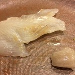 うを徳 - 明石 アマテガレイ（右：えんがわ）